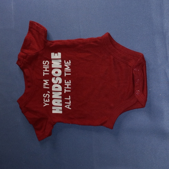 6 bodysuits - Picture 7 of 7